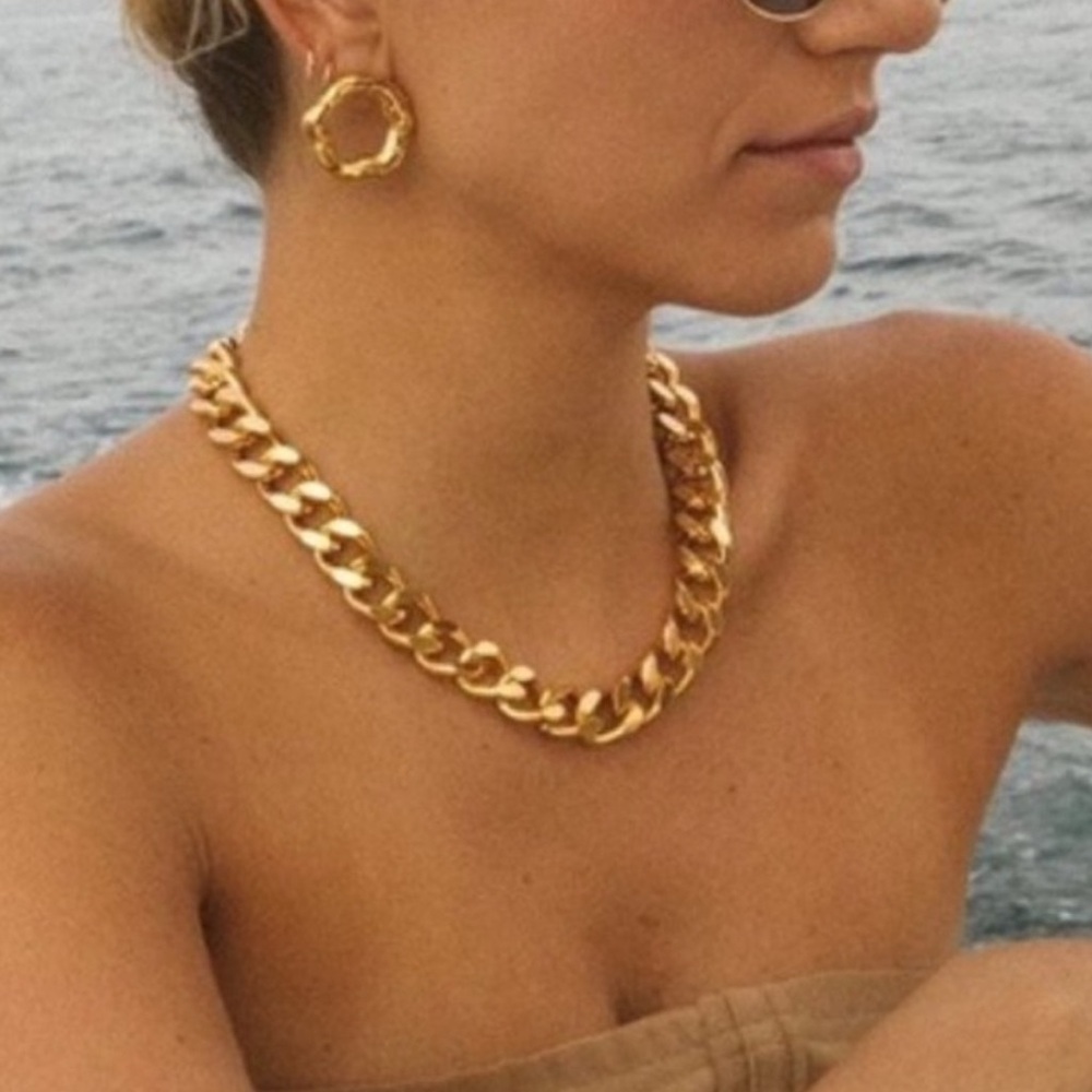 House of Harlow 1960 necklace